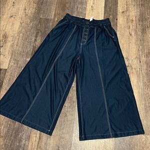 HALARA Navy Wide-Leg Pull-On Pants with Contrast Stitching NWOT
